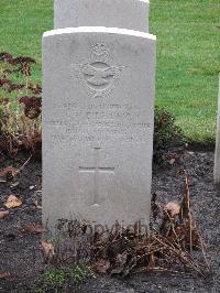 Berlin 1939-1945 War Cemetery - Birt, George Robert